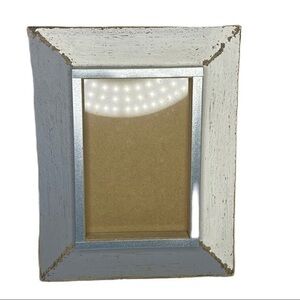 Foreside LLC Wooden Picture Frame Metal Accents 5x7 Photo Size